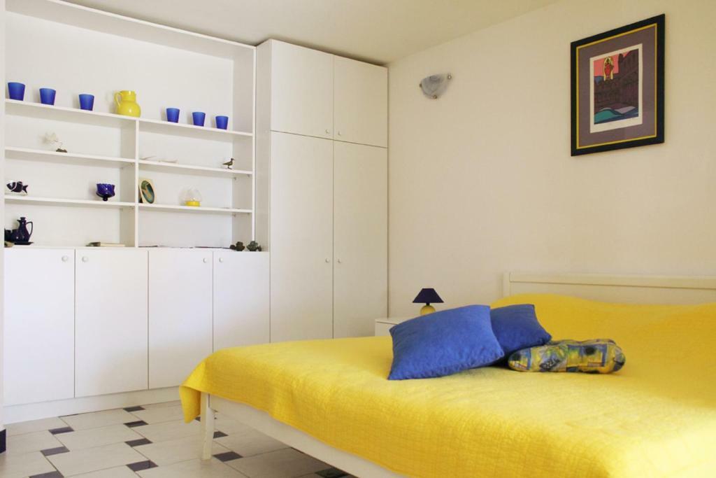 Apartments Nejasmic - Little House For Peaceful And Domestic Vacation ボル エクステリア 写真